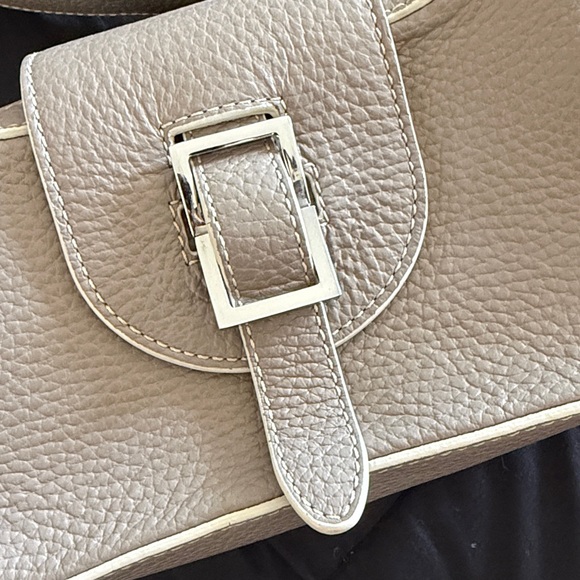 Crossbody Bag- Adjustable strap - Picture 2 of 8